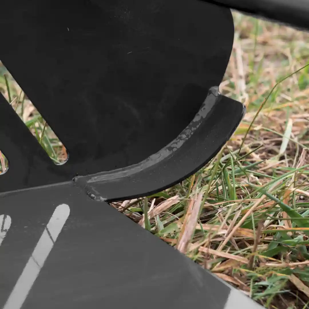 Paddock Blade Manure Collector | (Black) | FREE Delivery