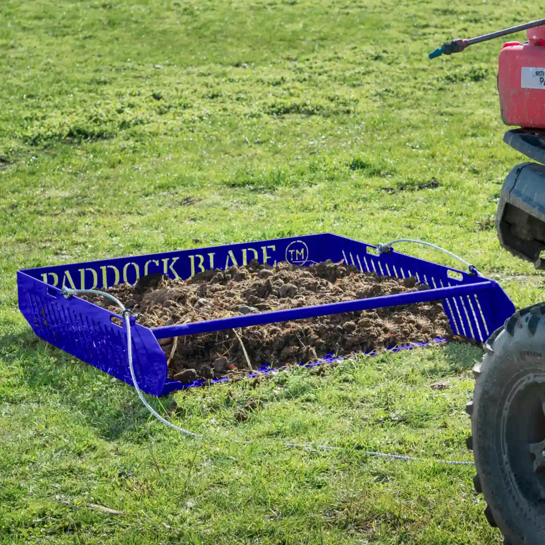 Paddock Blade Manure Collector | (NEW Blue)